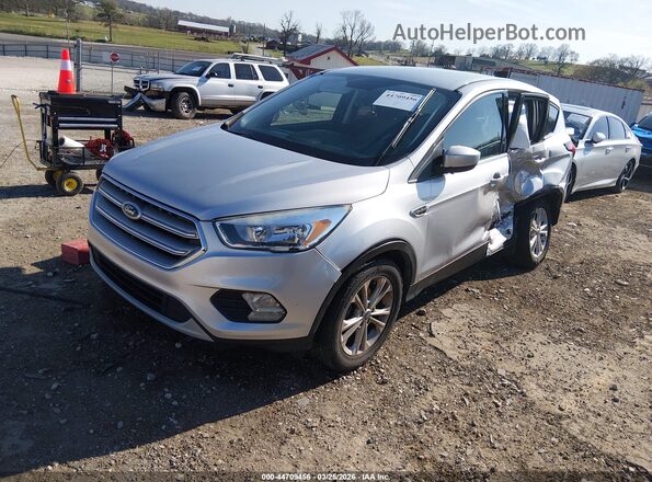 1FMCU0GD3KUA67869 2019 FORD ESCAPE Silver Առջևի ձախ երեք քառորդ տեսարան