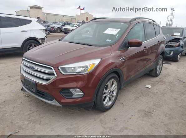 1FMCU0GD4JUB28757 2018 FORD ESCAPE Maroon წინა მარცხენა ხედი სამი მეოთხედიდან