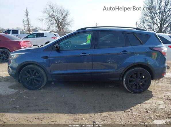 1FMCU0GD8JUA70636 2018 FORD ESCAPE Blue 