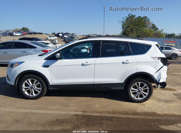 1FMCU0GD8JUC62963 2018 FORD ESCAPE White 
