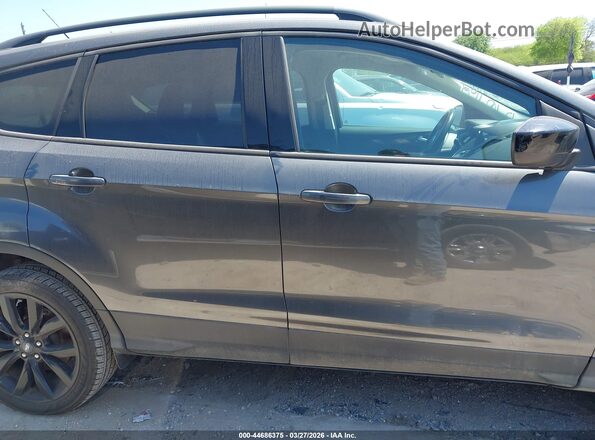 1FMCU0GD9KUB46768 2019 FORD ESCAPE Серый 