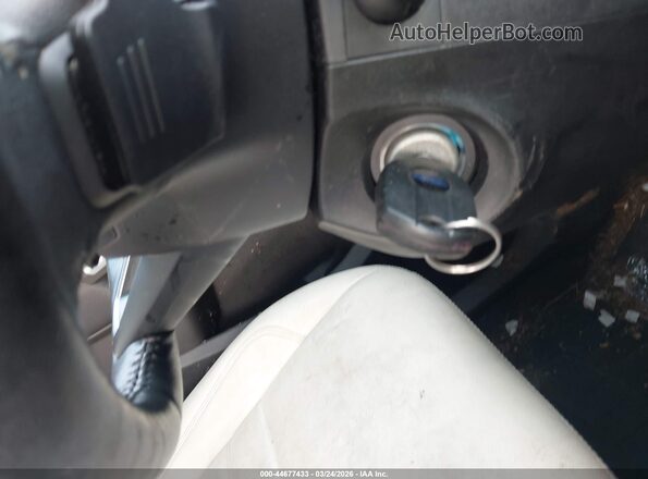 1FMCU0HD1JUD20913 2018 FORD ESCAPE White Dashboard view