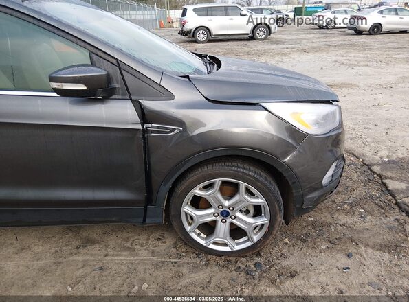 1FMCU0J97KUB94239 2019 FORD ESCAPE Gray 