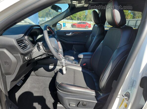 1FMCU0MN2RUA81155 2024 FORD ESCAPE White Widok wnętrza z przodu