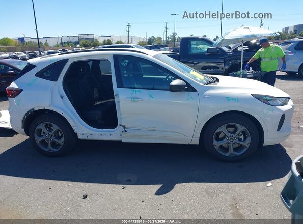 1FMCU0MN2RUB46182 2024 FORD ESCAPE White Սալոնի 360 աստիճան տեսք