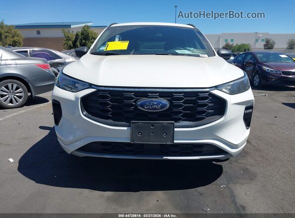 1FMCU0MN2RUB46182 2024 FORD ESCAPE White Սալոնի հետևի տեսք
