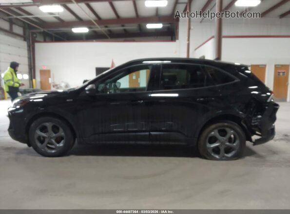 1FMCU0MN7PUA79110 2023 FORD ESCAPE Black 