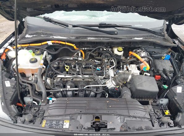 1FMCU9CZ6NUB28688 2022 FORD ESCAPE Черный Вид сзади