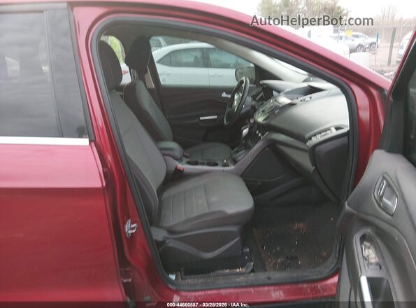 1FMCU9G98GUA06153 2016 FORD ESCAPE Red Սալոնի դիմացի տեսք