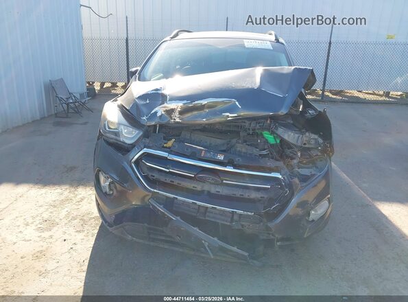 1FMCU9GD2KUA07621 2019 FORD ESCAPE Gray Widok z przodu