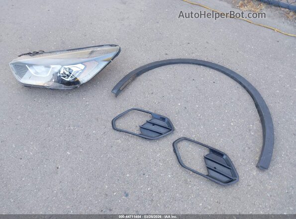 1FMCU9GD2KUA07621 2019 FORD ESCAPE Gray Widok zestawu wskaźników
