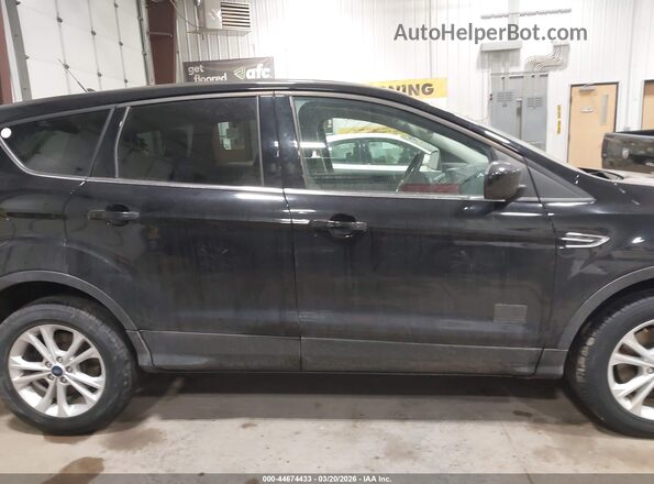 1FMCU9GD4KUA05885 2019 FORD ESCAPE Black Rear interior view