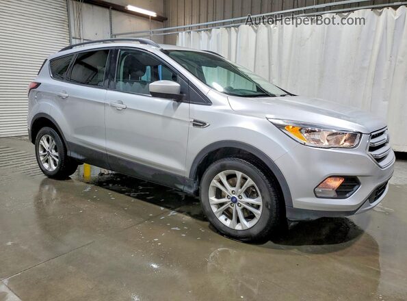 1FMCU9GD5JUD35372 2018 FORD ESCAPE Gray 