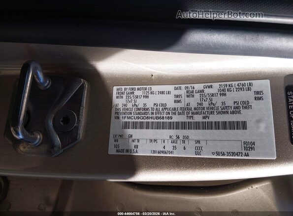1FMCU9GD8HUB68189 2017 FORD ESCAPE Gold Widok komory silnika