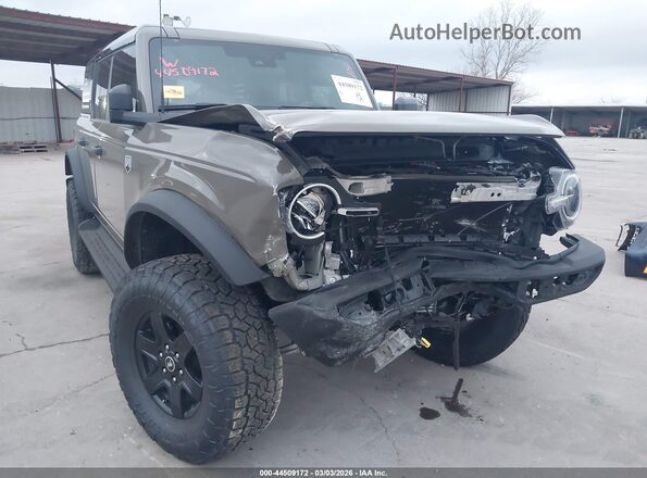 1FMDE7BH7SLA70283 2025 FORD BRONCO Green Front view