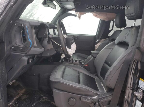 1FMEE1BH2RLA69943 2024 FORD BRONCO Черный Вид салона спереди