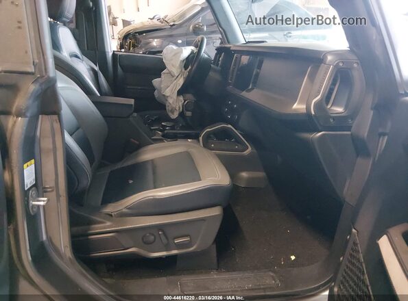 1FMEE5BP0NLA88368 2022 FORD BRONCO Серый Вид салона спереди