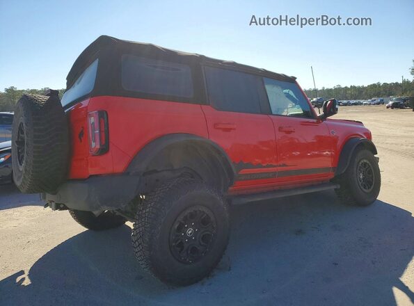 1FMEE5DP2MLA62107 2021 FORD BRONCO Красный Задняя правая четверть