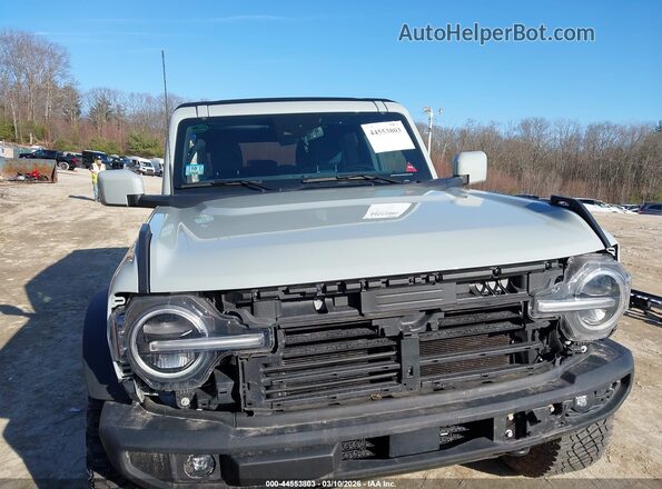 1FMEE5DP2MLA79585 2021 FORD BRONCO Beige Widok wnętrza z tyłu