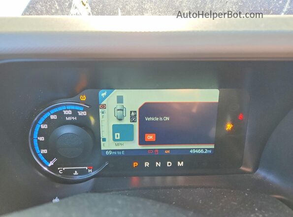 1FMEE5DP8MLB03971 2021 FORD BRONCO Red ხელსაწყოთა პანელის ხედი
