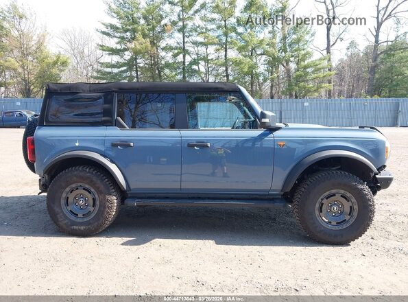 1FMEE9BP3RLB16872 2024 FORD BRONCO Light Blue Вид задней части салона