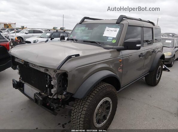 1FMEE9BP4SLA88442 2025 FORD BRONCO Tan Առջևի ձախ երեք քառորդ տեսարան