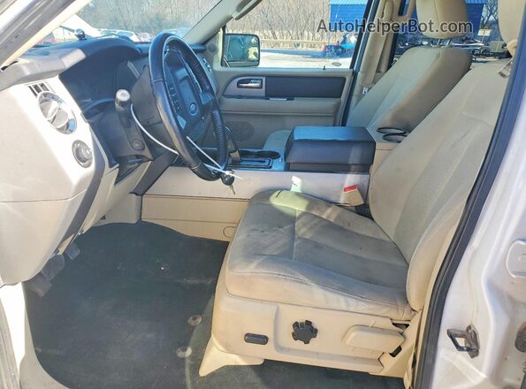 1FMJU1HT0GEF49493 2016 FORD EXPEDITION White Front interior view