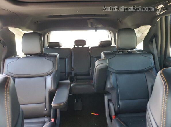 1FMJU1RG9SEA41369 2025 FORD EXPEDITION Black უკანა სავარძლების ხედი
