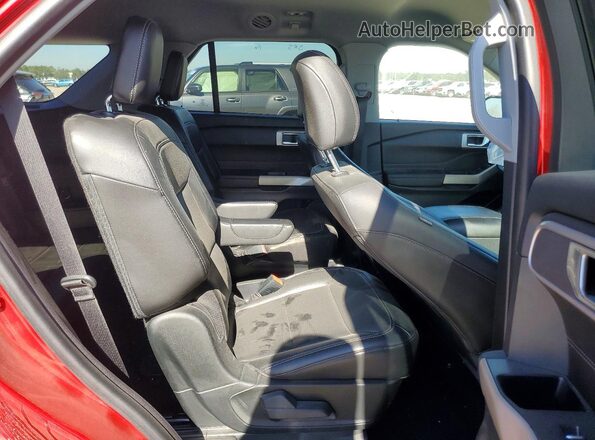 1FMSK7DH7MGC04606 2021 FORD FORD EXPLORER Красный Вид задней части салона