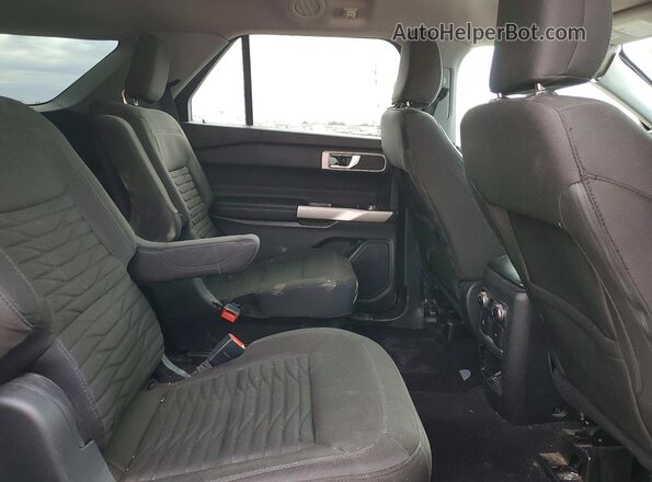 1FMSK7DHXMGA52157 2021 FORD FORD EXPLORER Silver Vista interior trasera