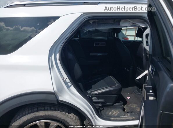 1FMSK7FH0PGA57983 2023 FORD FORD EXPLORER White Widok naklejki z numerem VIN