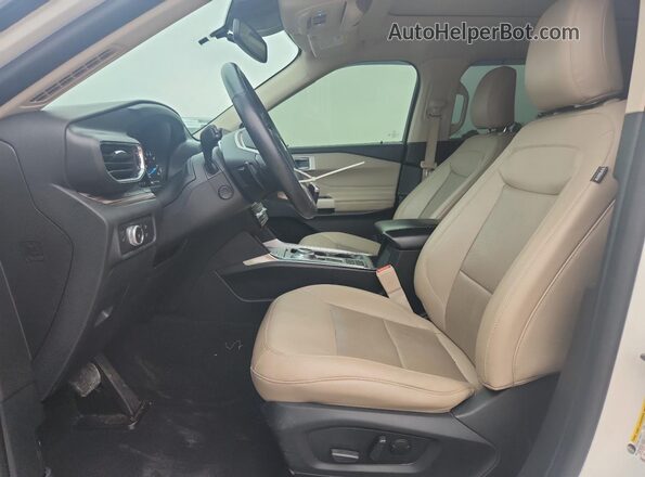 1FMSK7FH4MGA22522 2021 FORD FORD EXPLORER Белый Вид салона спереди