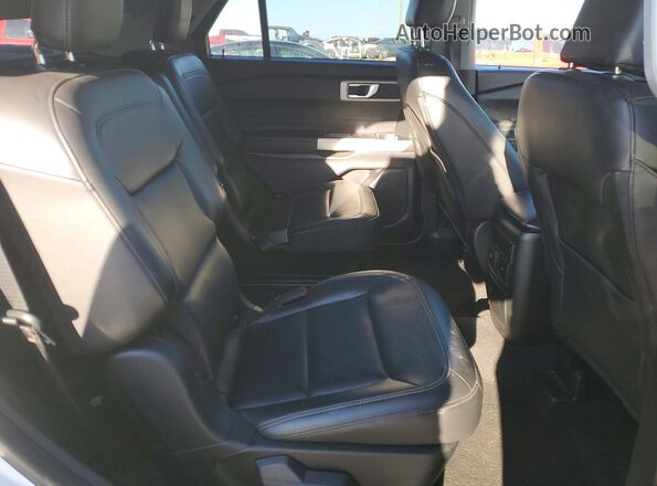 1FMSK8DH2NGC03838 2022 FORD FORD EXPLORER White Vista interior trasera
