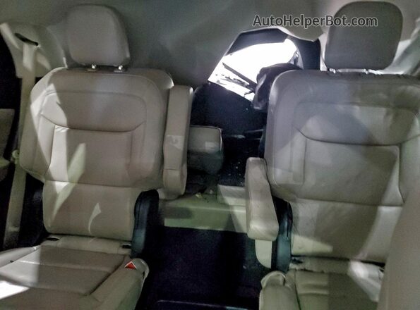 1FMSK8DH3MGA20978 2021 FORD FORD EXPLORER White Հետևի նստատեղերի տեսք
