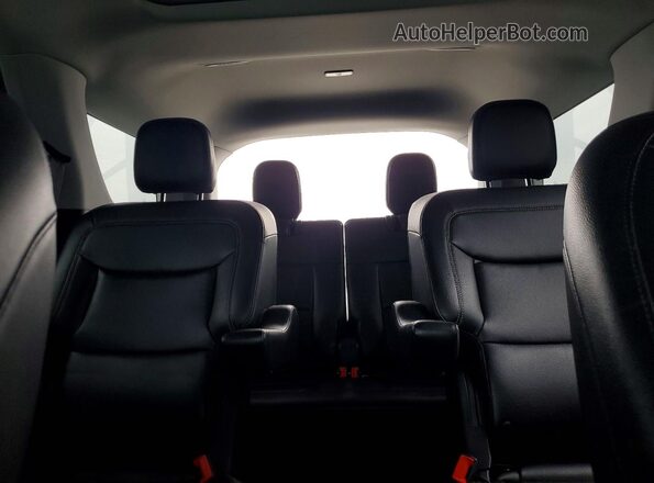 1FMSK8DH4MGA49471 2021 FORD FORD EXPLORER White Rear seats view