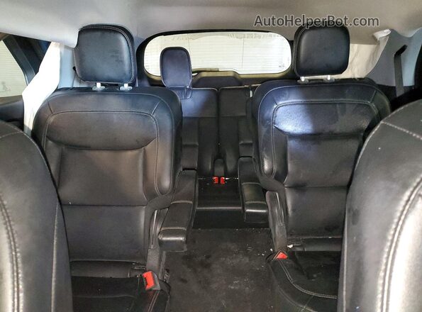 1FMSK8DH6NGA27716 2022 FORD FORD EXPLORER Blue Widok tylnych siedzeń