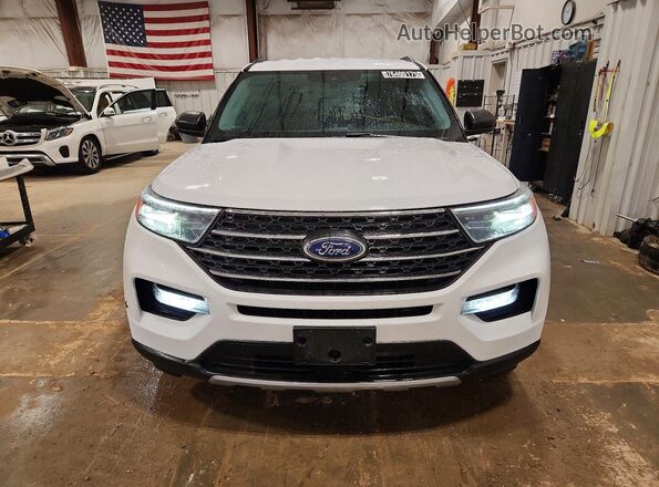 1FMSK8DHXNGA39285 2022 FORD FORD EXPLORER White წინა ხედი