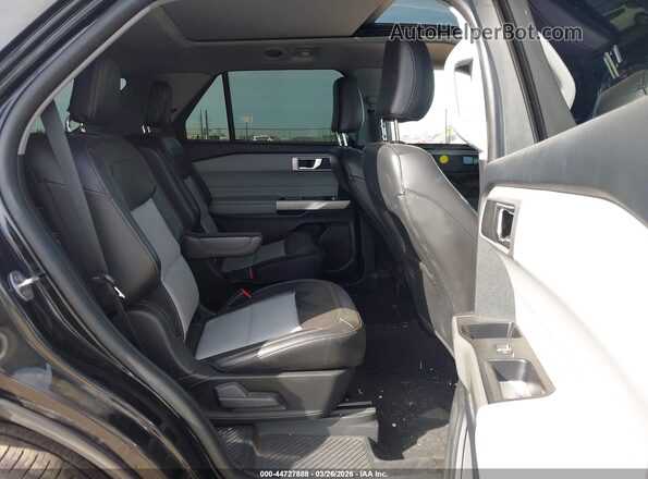 1FMSK8DHXNGA44969 2022 FORD FORD EXPLORER Black Widok naklejki z numerem VIN