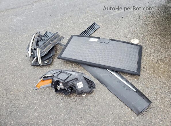 1FMSK8FH1LGC64706 2020 FORD FORD EXPLORER Silver Widok naklejki z numerem VIN