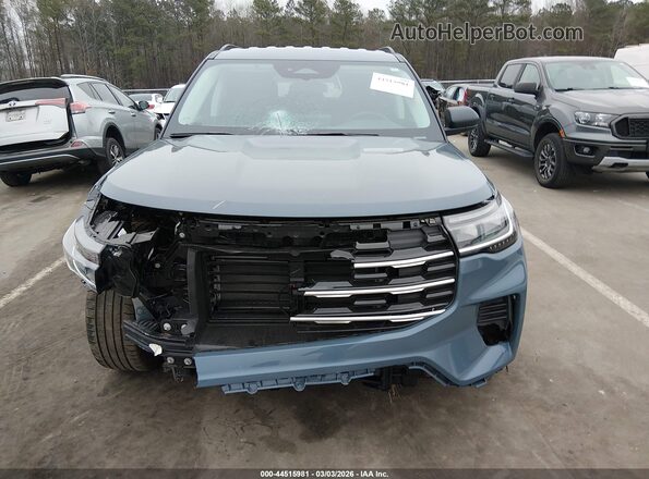 1FMUK7DH4TGA44630 2026 FORD FORD EXPLORER Light Blue Rear interior view