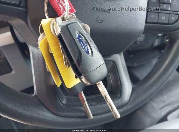 1FT7W2AA3SEC01462 2025 FORD F-250 Белый Вид панели приборов