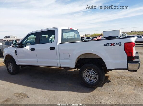 1FT7W2B64JEB39675 2018 FORD F-250 Белый Панорамный вид салона 360°