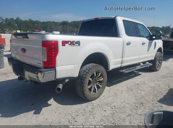 1FT7W2B65HEE53393 2017 FORD F-250 White Trasero derecho