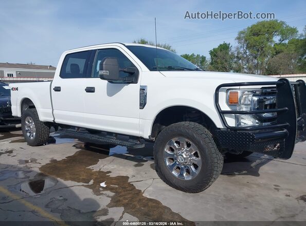 1FT7W2B65NEG36434 2022 FORD F-250 White 