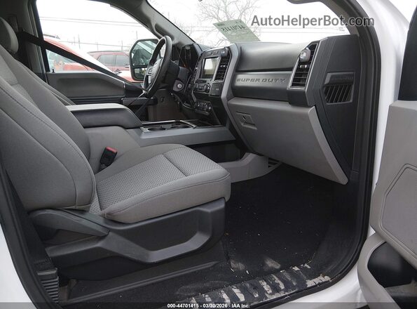 1FT7W2BN1MEC80103 2021 FORD F-250 Белый Вид салона спереди