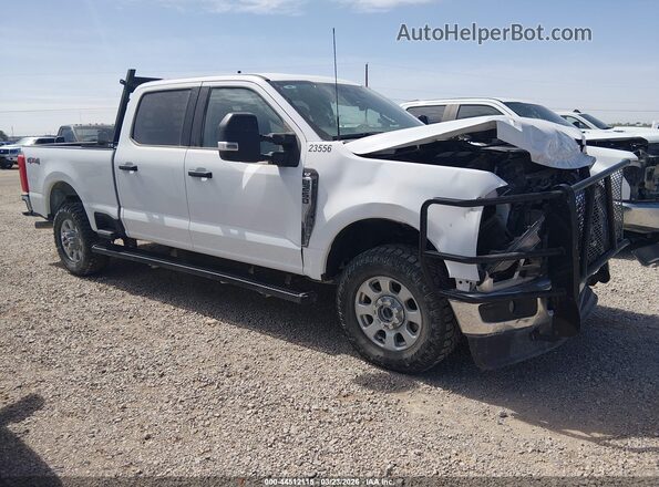 1FT7W2BN8PED36929 2023 FORD F-250 White Rear interior view