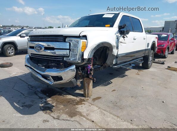 1FT7W2BT0HEE00932 2017 FORD F-250 White Przód lewy