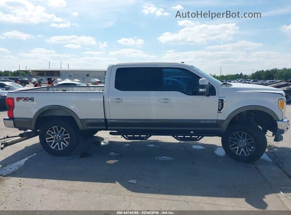 1FT7W2BT0HEE00932 2017 FORD F-250 White Widok wnętrza 360 stopni