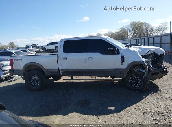 1FT7W2BT0JEB19333 2018 FORD F-250 White Widok wnętrza z tyłu