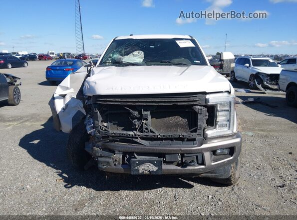 1FT7W2BT0JEB19333 2018 FORD F-250 White Widok zestawu wskaźników